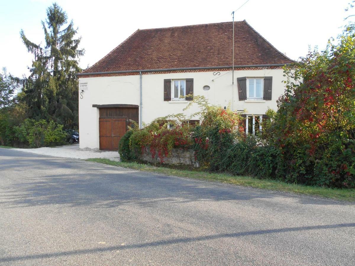 Chez Scallan B&B Sens sur Seille Екстериор снимка